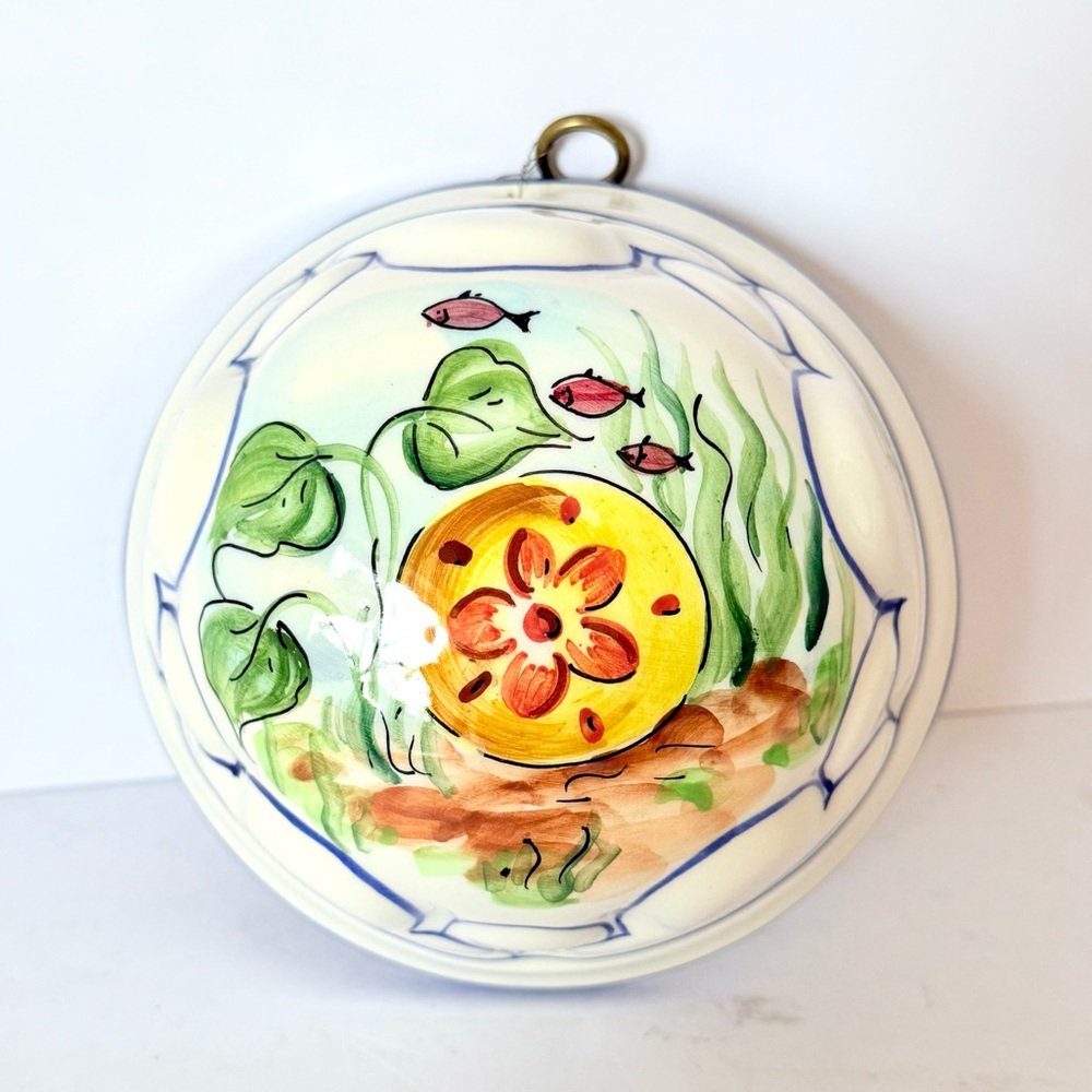 Vintage Italian Bassano Ceramic Mold – Hand-Painted Underwater Fish Rare Design
